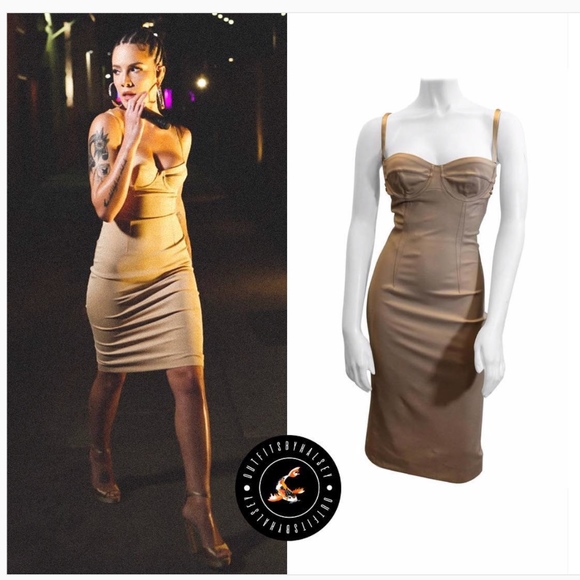 Dolce & Gabbana Dresses & Skirts - Dolce & Gabbana Beige Bodycon Dress